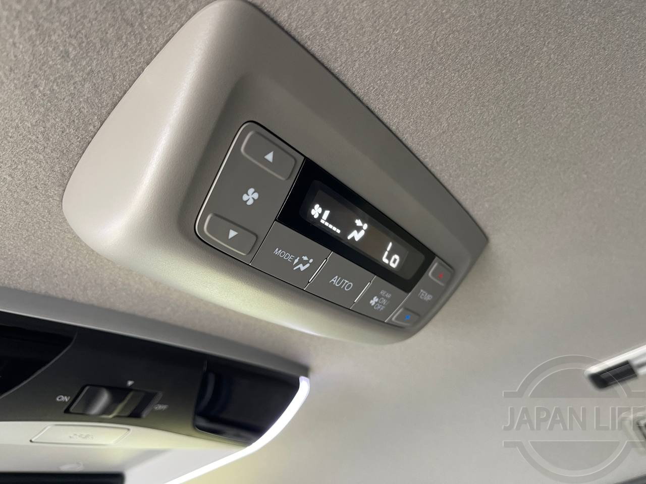 Фото Honda Stepwgn - Japan Life 