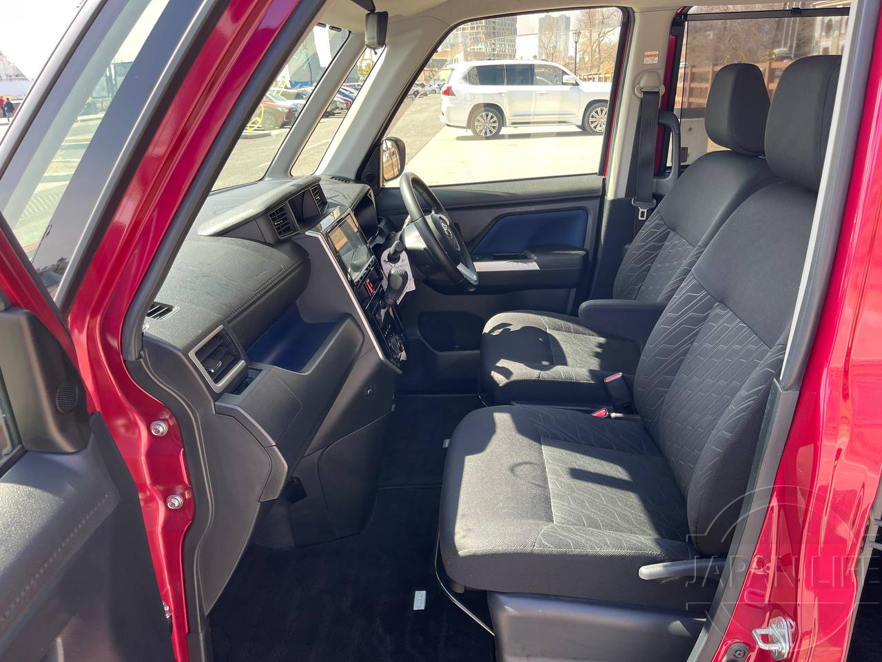 Фото Toyota Roomy - Japan Life 