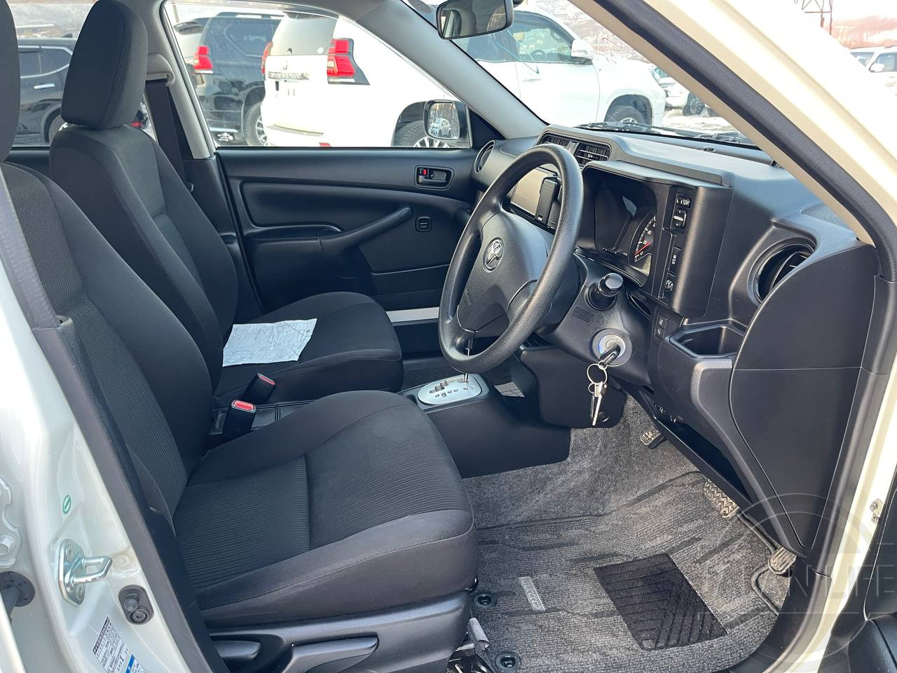 Фото Toyota Succeed - Japan Life 