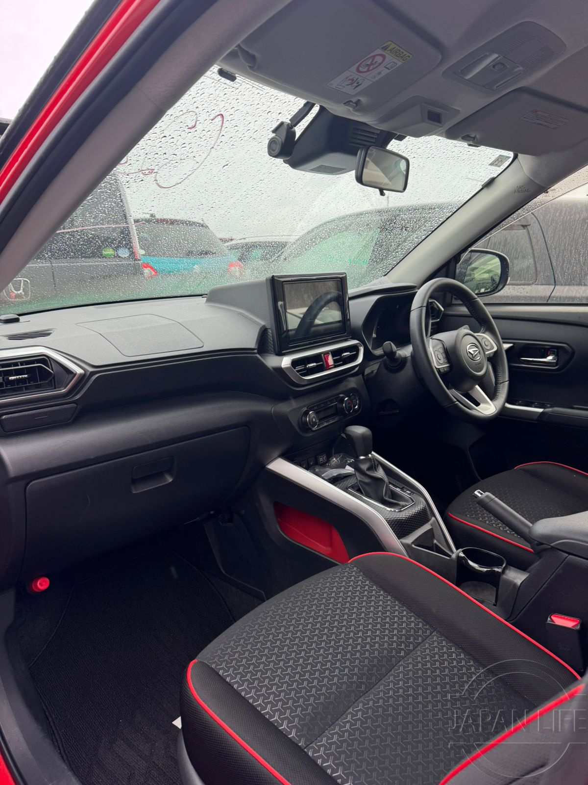 Фото Daihatsu Rocky - Japan Life 