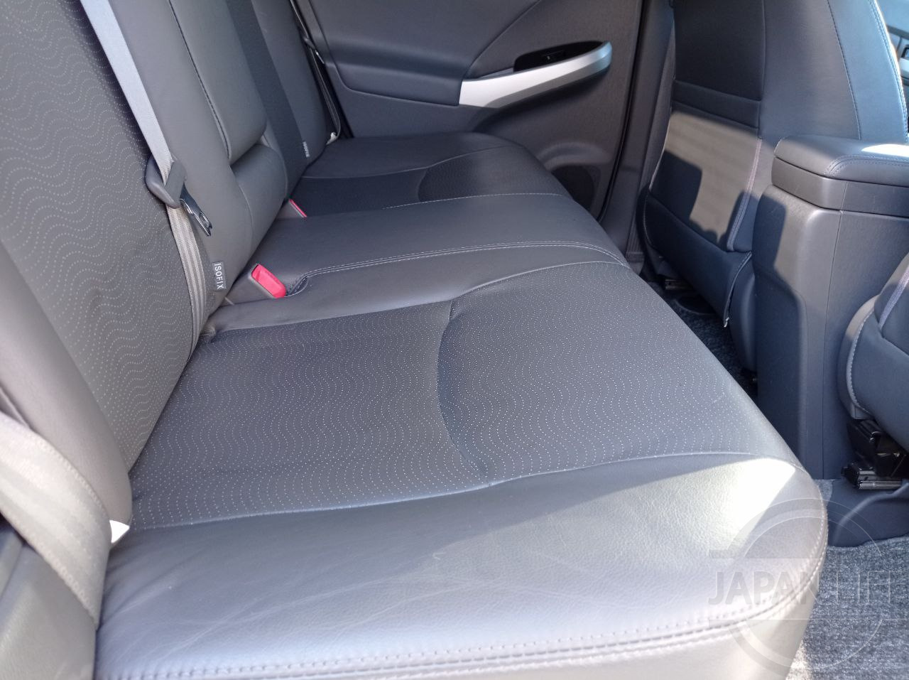 Фото Toyota Prius - Japan Life 