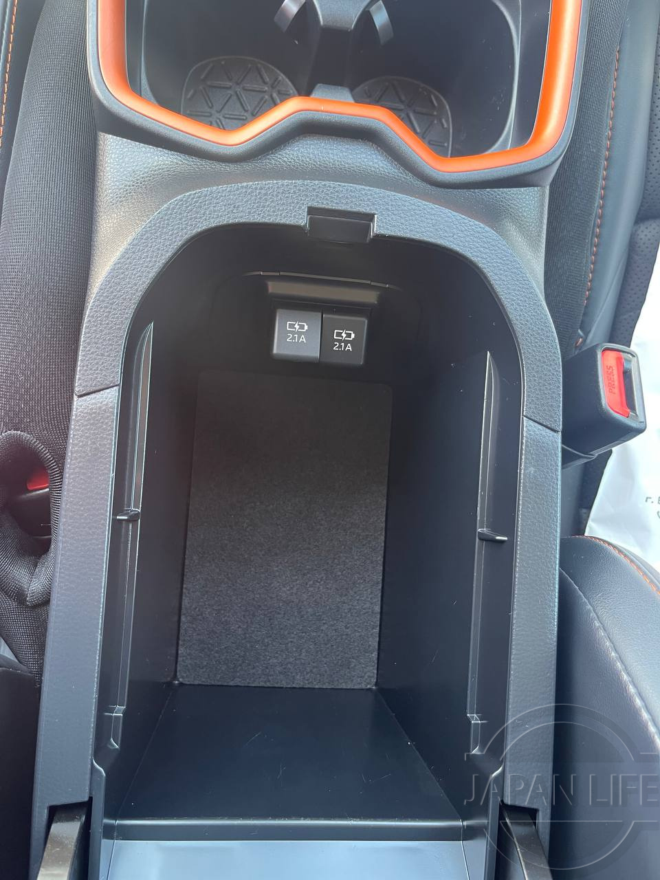 Фото Toyota RAV4 - Japan Life 