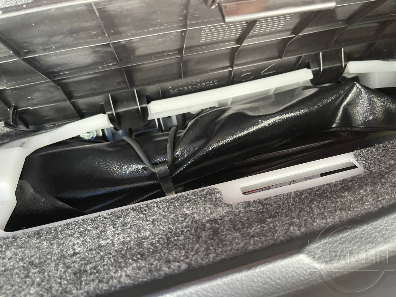 Фото Toyota Esquire - Japan Life 