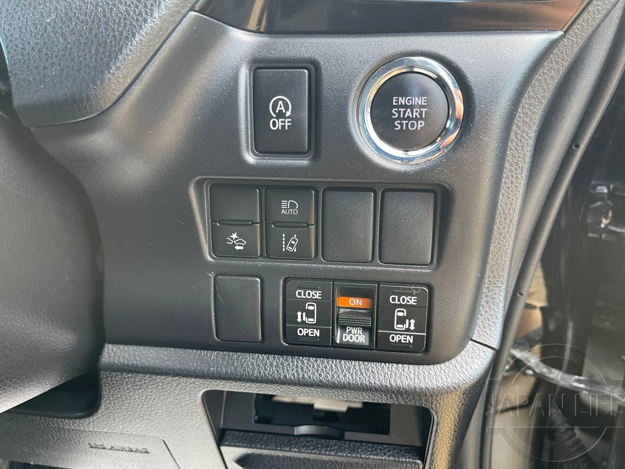 Фото Toyota Esquire - Japan Life 