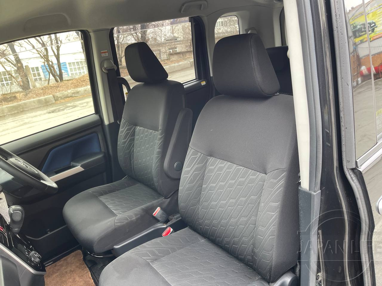 Фото Toyota Tank - Japan Life 