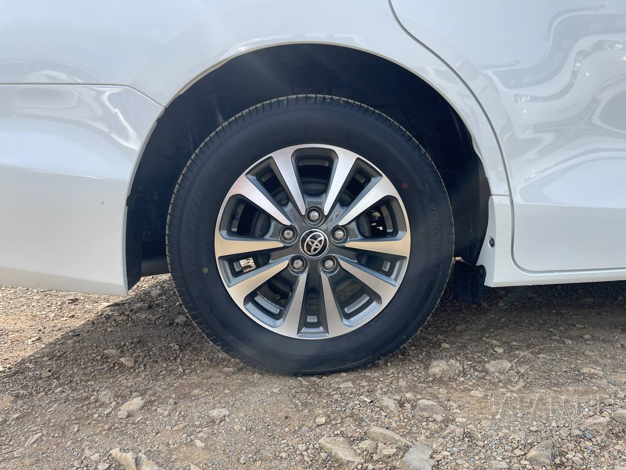 Фото Toyota Esquire - Japan Life 