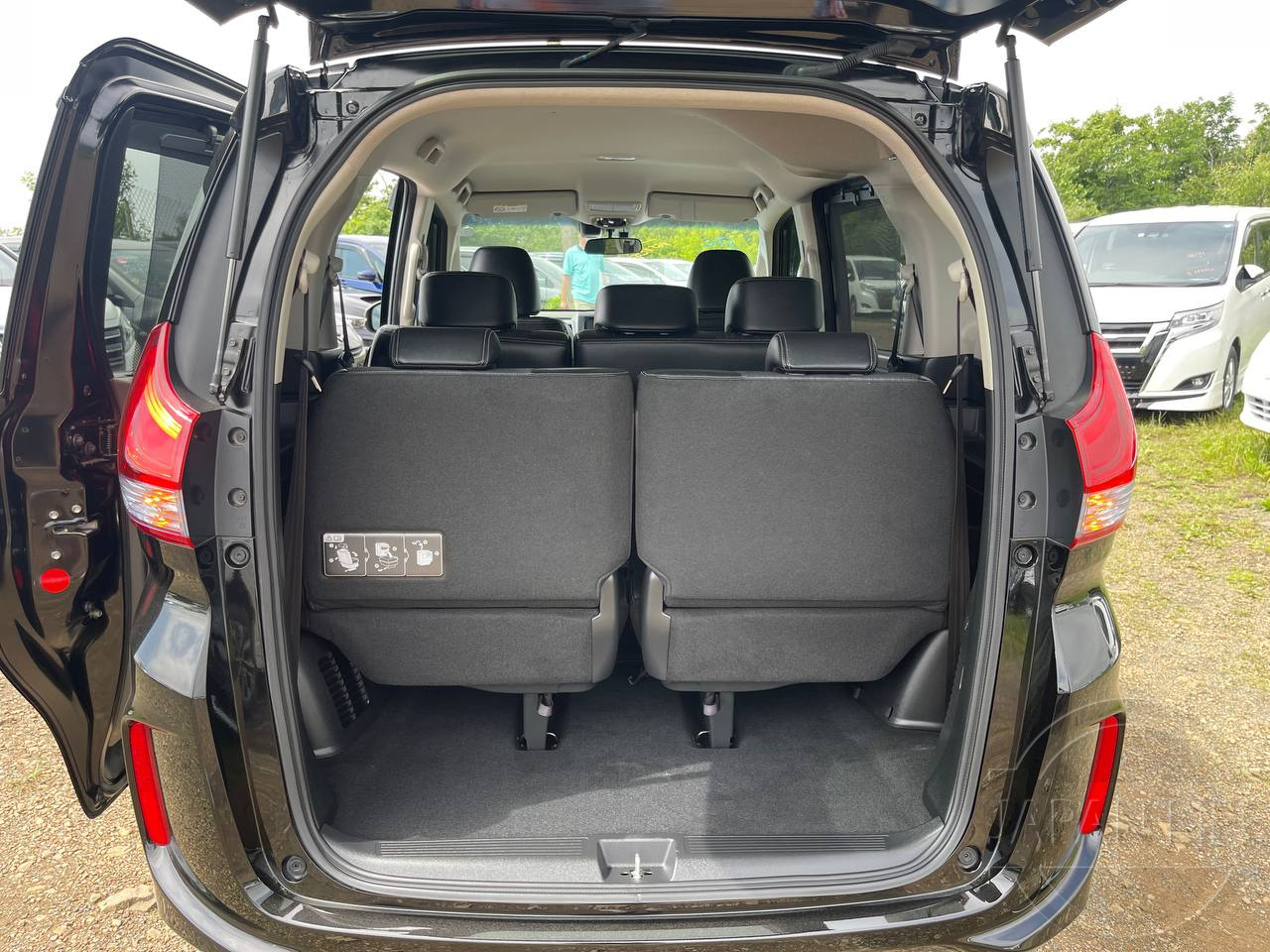 Фото Honda Freed - Japan Life 