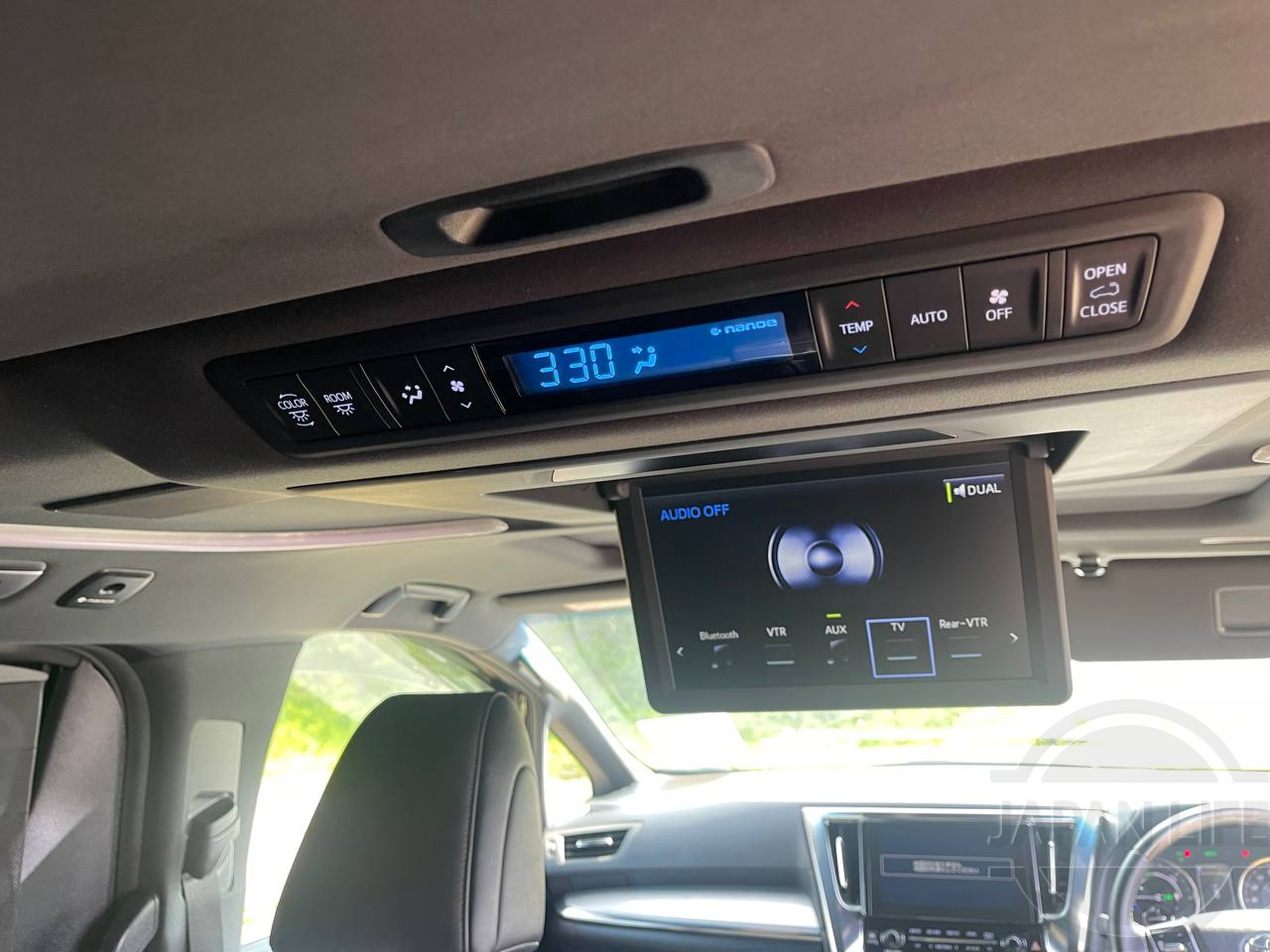 Фото Toyota Alphard - Japan Life 