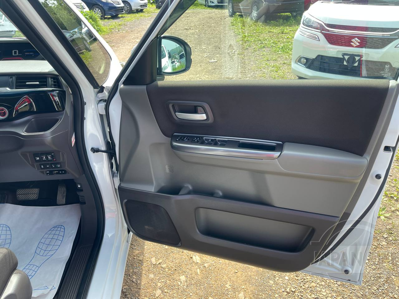 Фото Honda Freed - Japan Life 