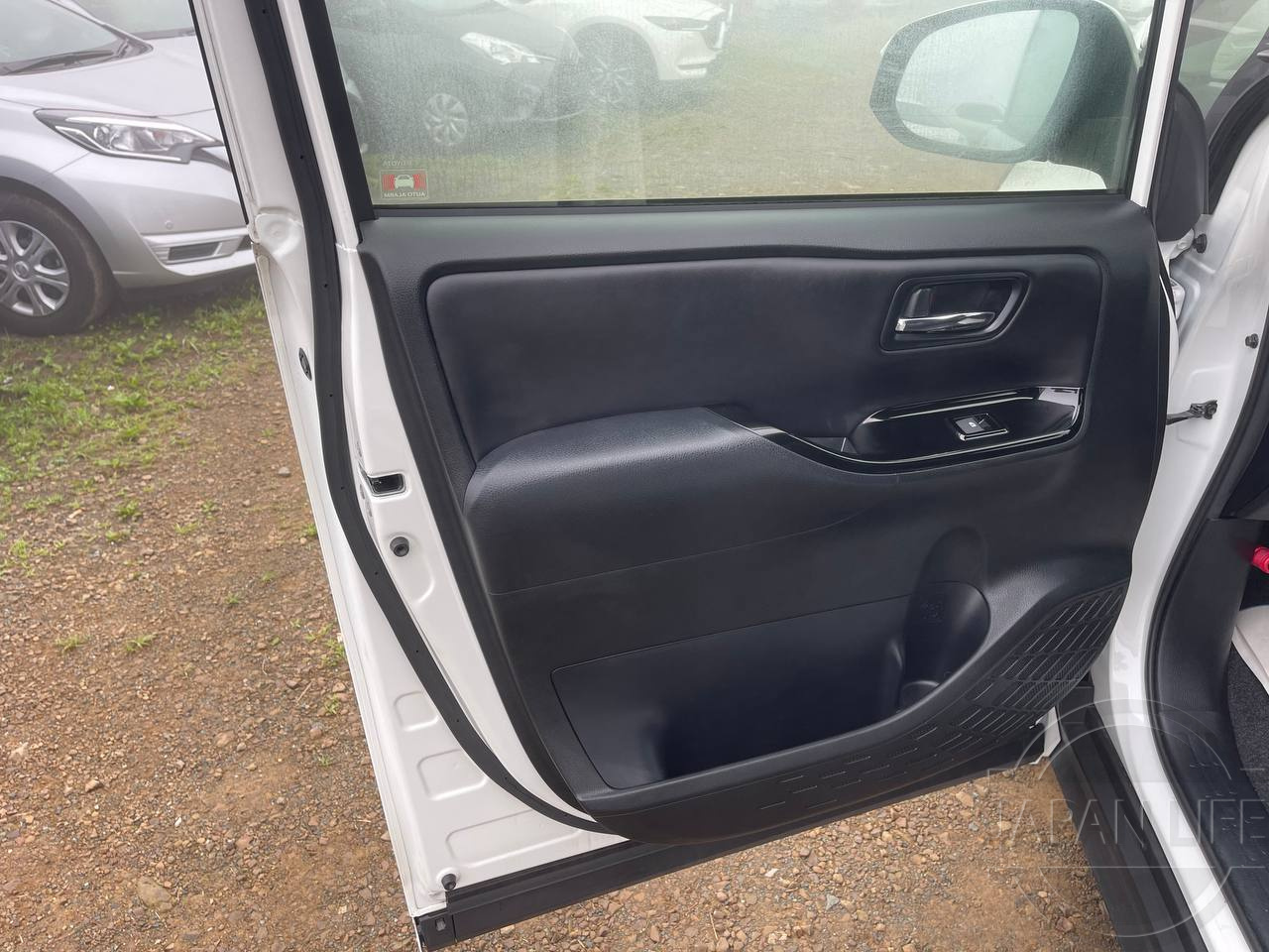 Фото Toyota Noah - Japan Life 