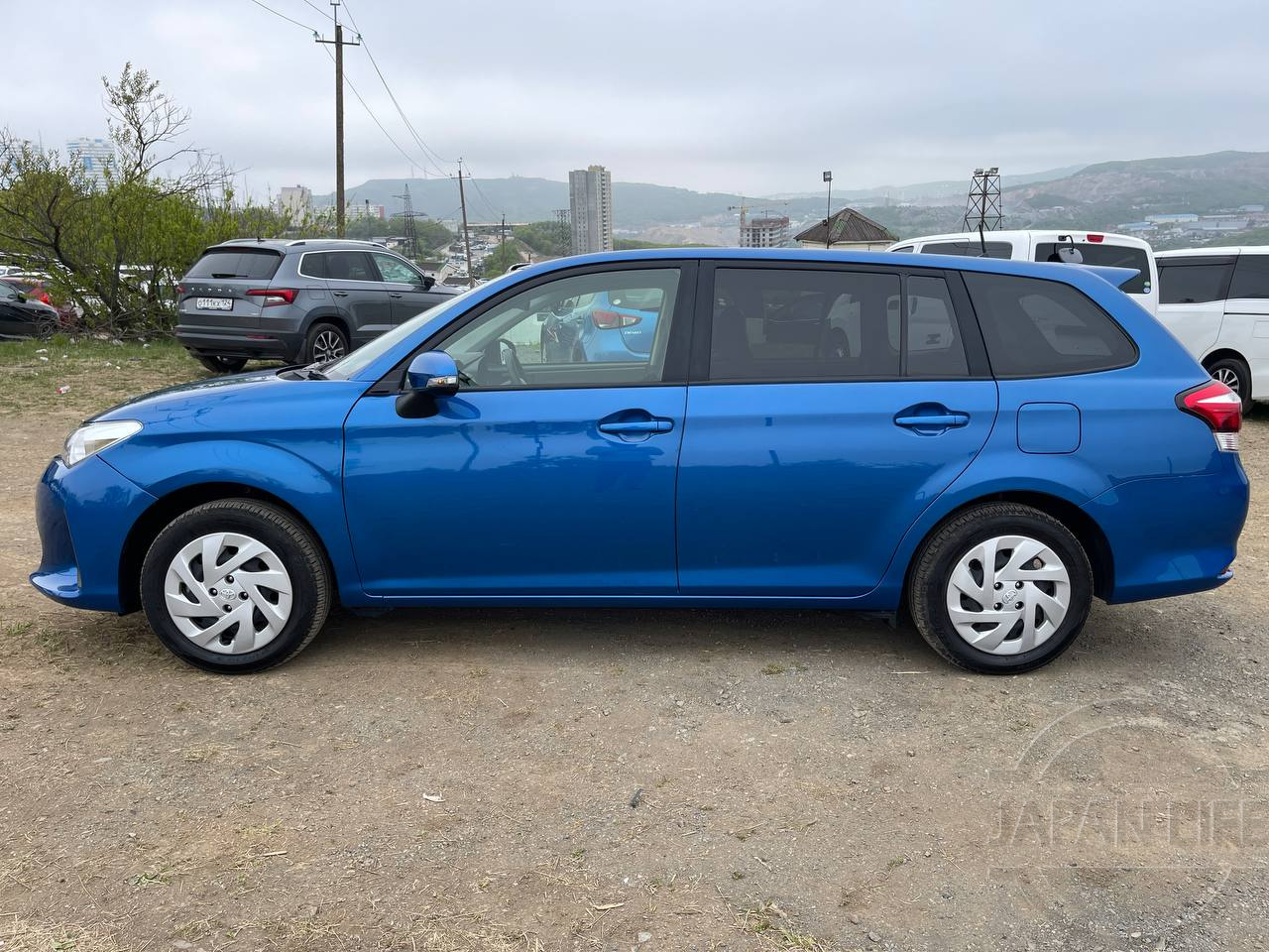 Фото Toyota Corolla Fielder - Japan Life 