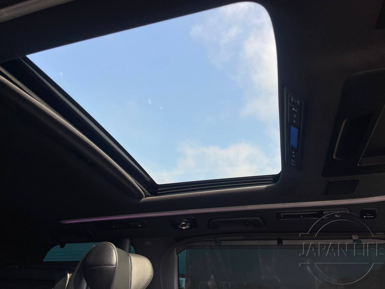 Фото Toyota Alphard - Japan Life 