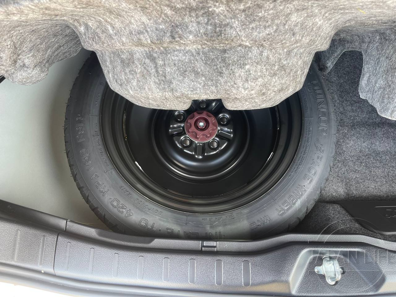 Фото Toyota Noah - Japan Life 