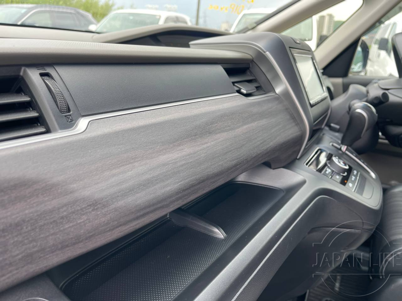 Фото Honda Freed - Japan Life 