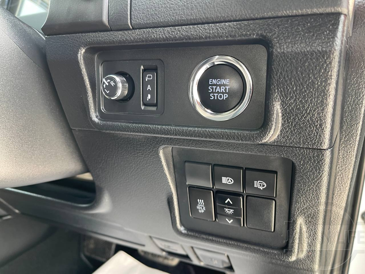 Фото Toyota Land Cruiser Prado - Japan Life 