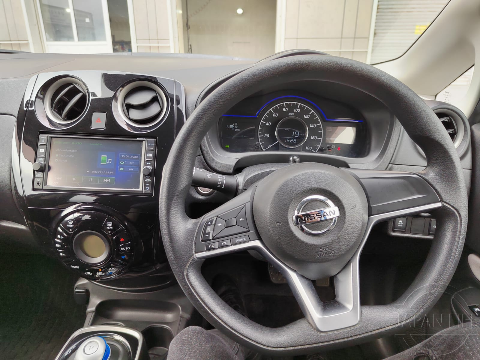 Фото Nissan Note - Japan Life 