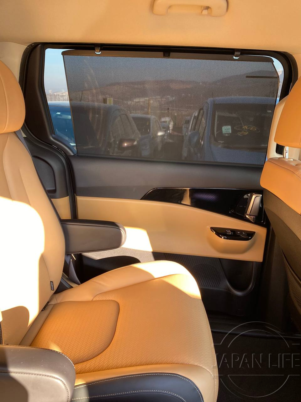 Фото Kia Carnival - Japan Life 