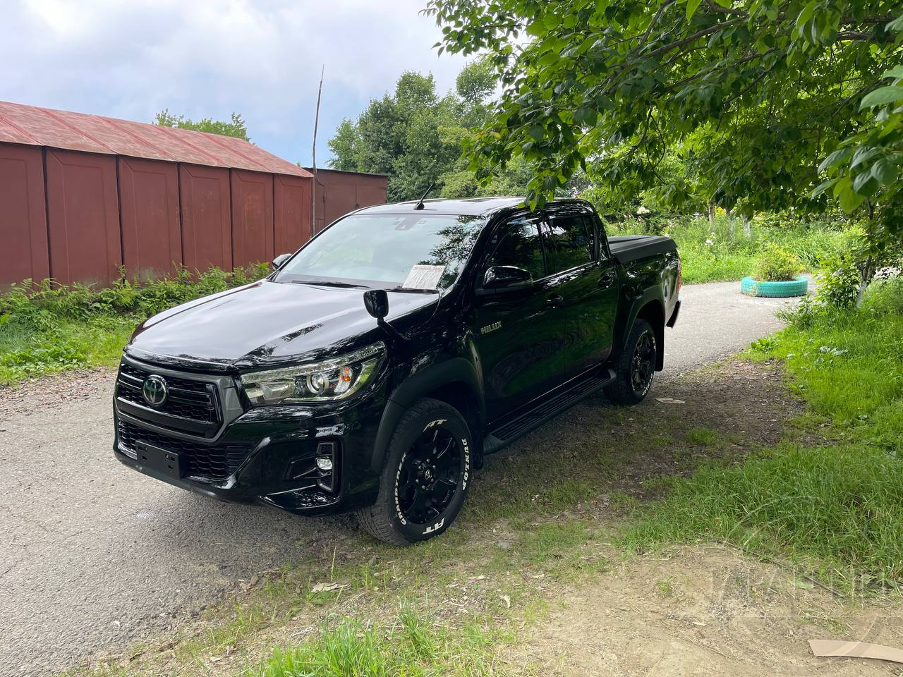 Фото Toyota Hilux - Japan Life 