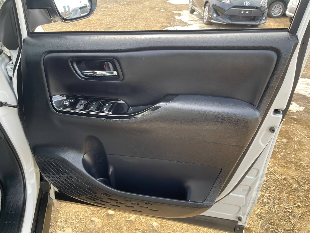 Фото Toyota Noah - Japan Life 