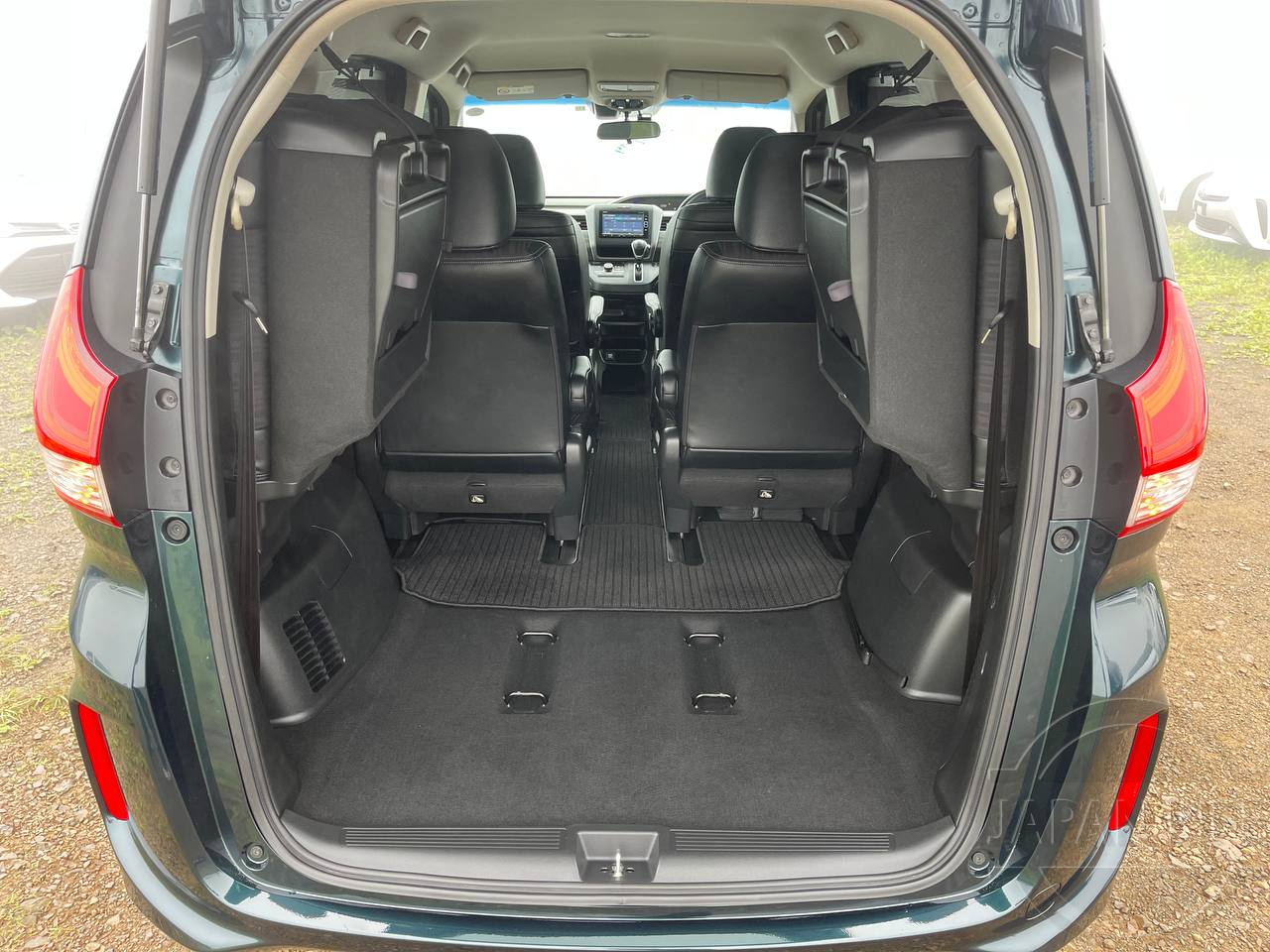 Фото Honda Freed - Japan Life 