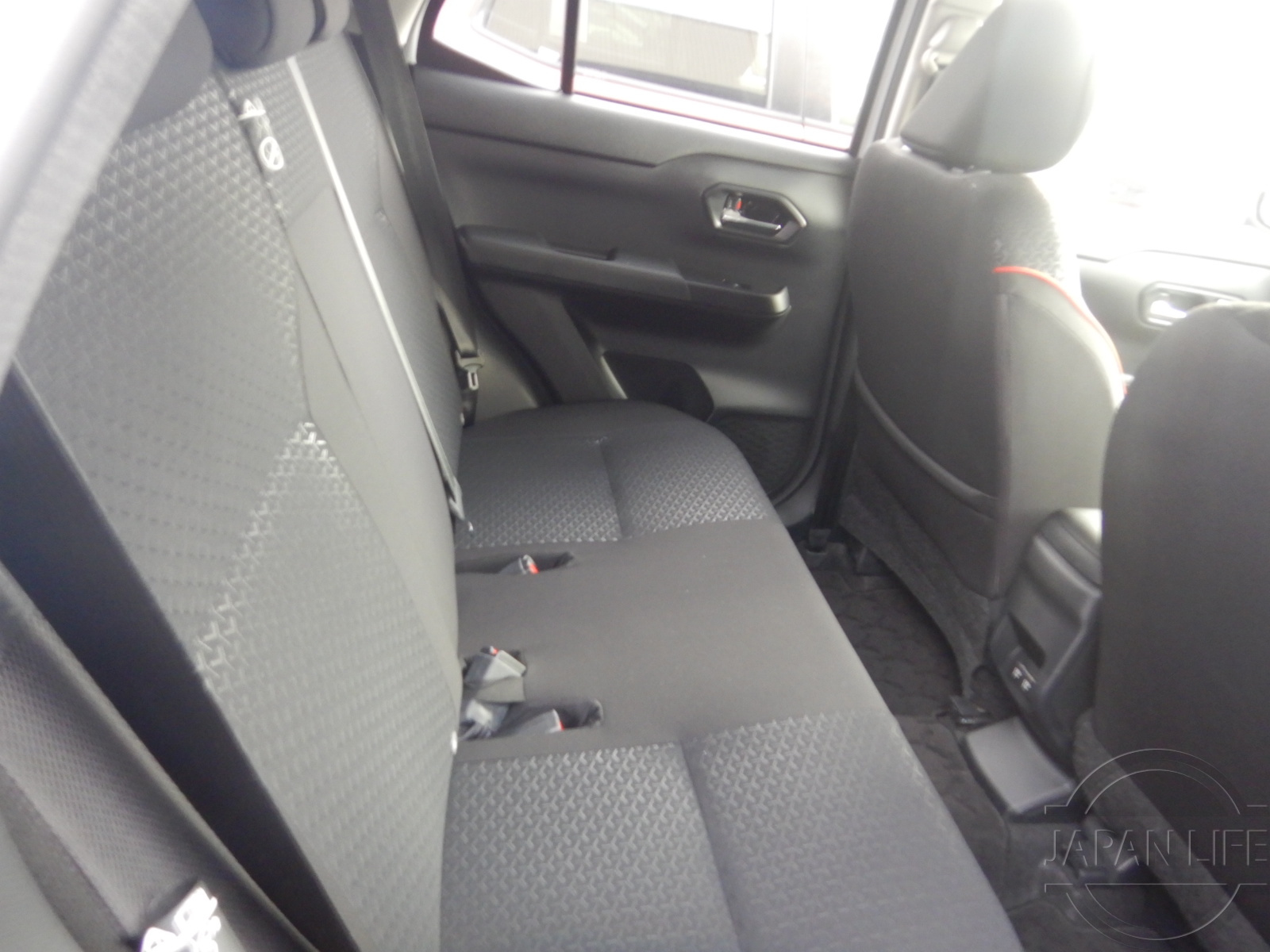 Фото Toyota Raize - Japan Life 