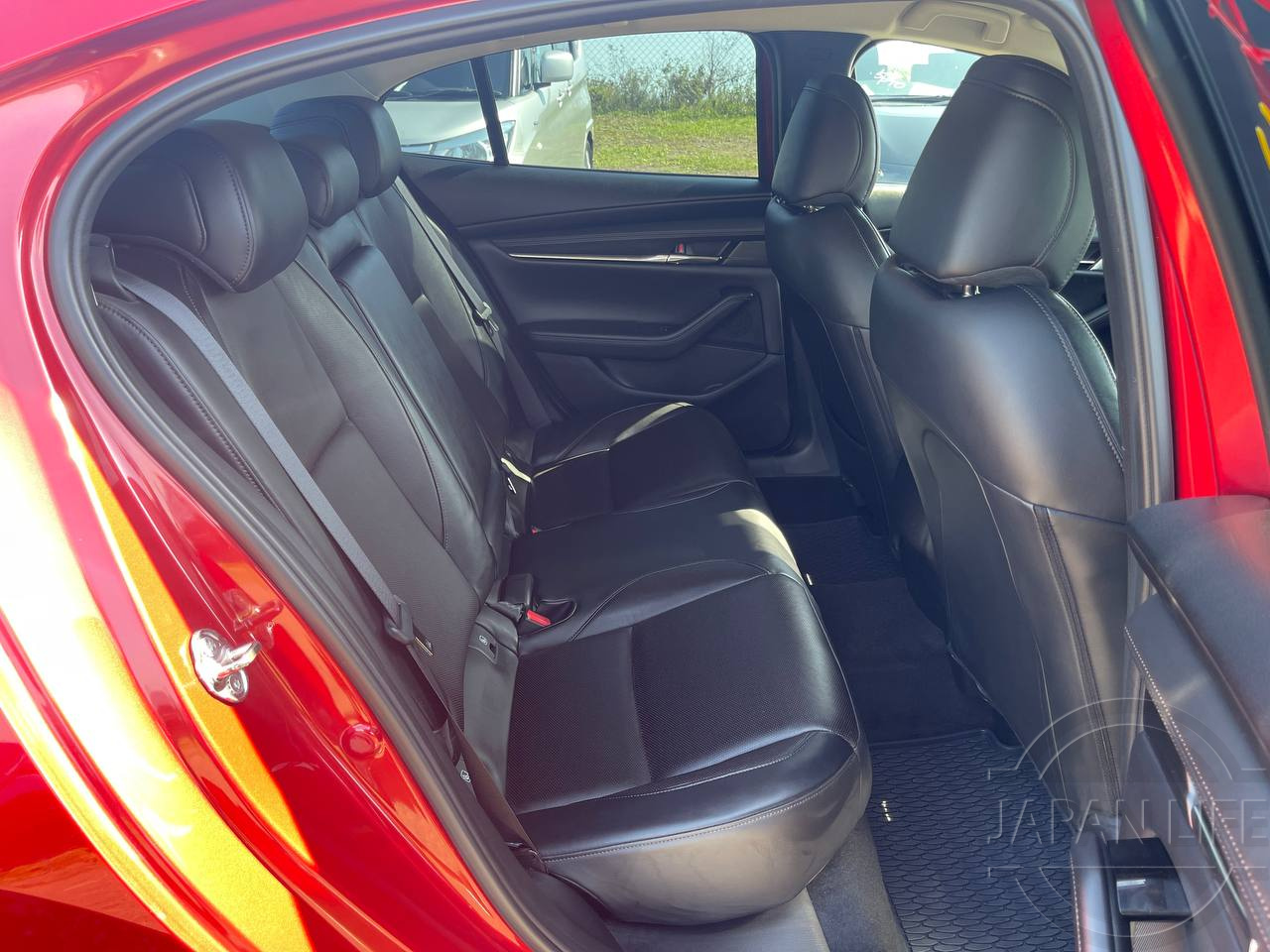 Фото Mazda Mazda3 - Japan Life 