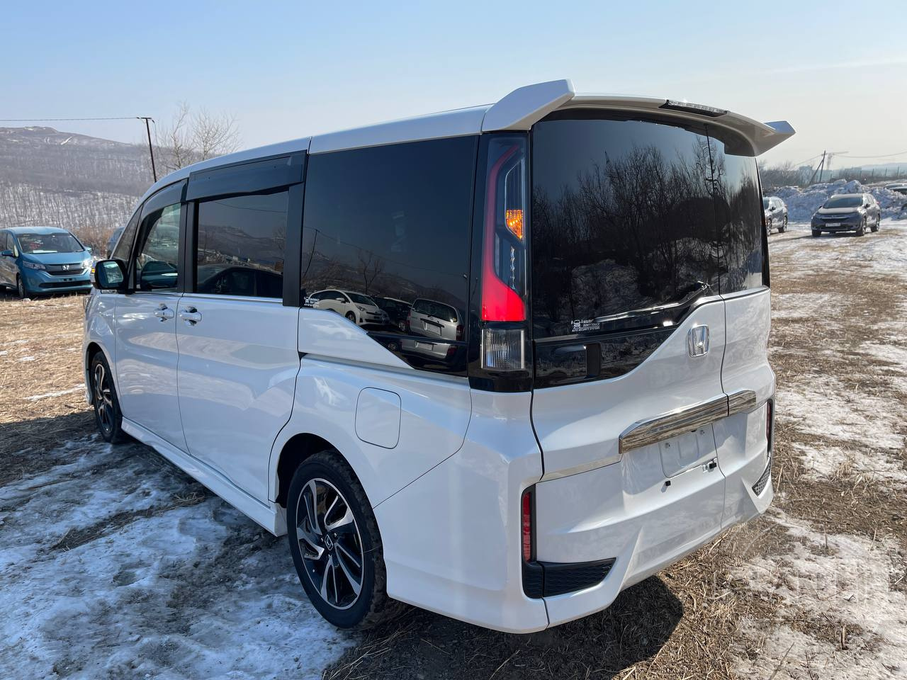 Фото Honda Stepwgn - Japan Life 