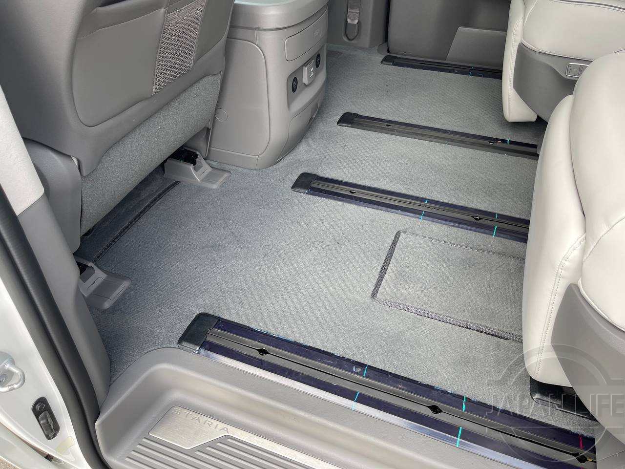 Фото Hyundai Staria - Japan Life 