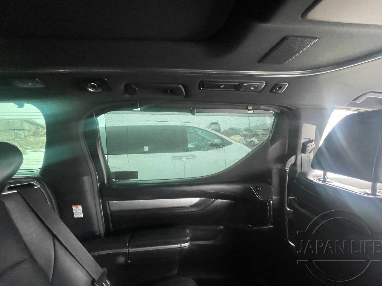 Фото Toyota Alphard - Japan Life 