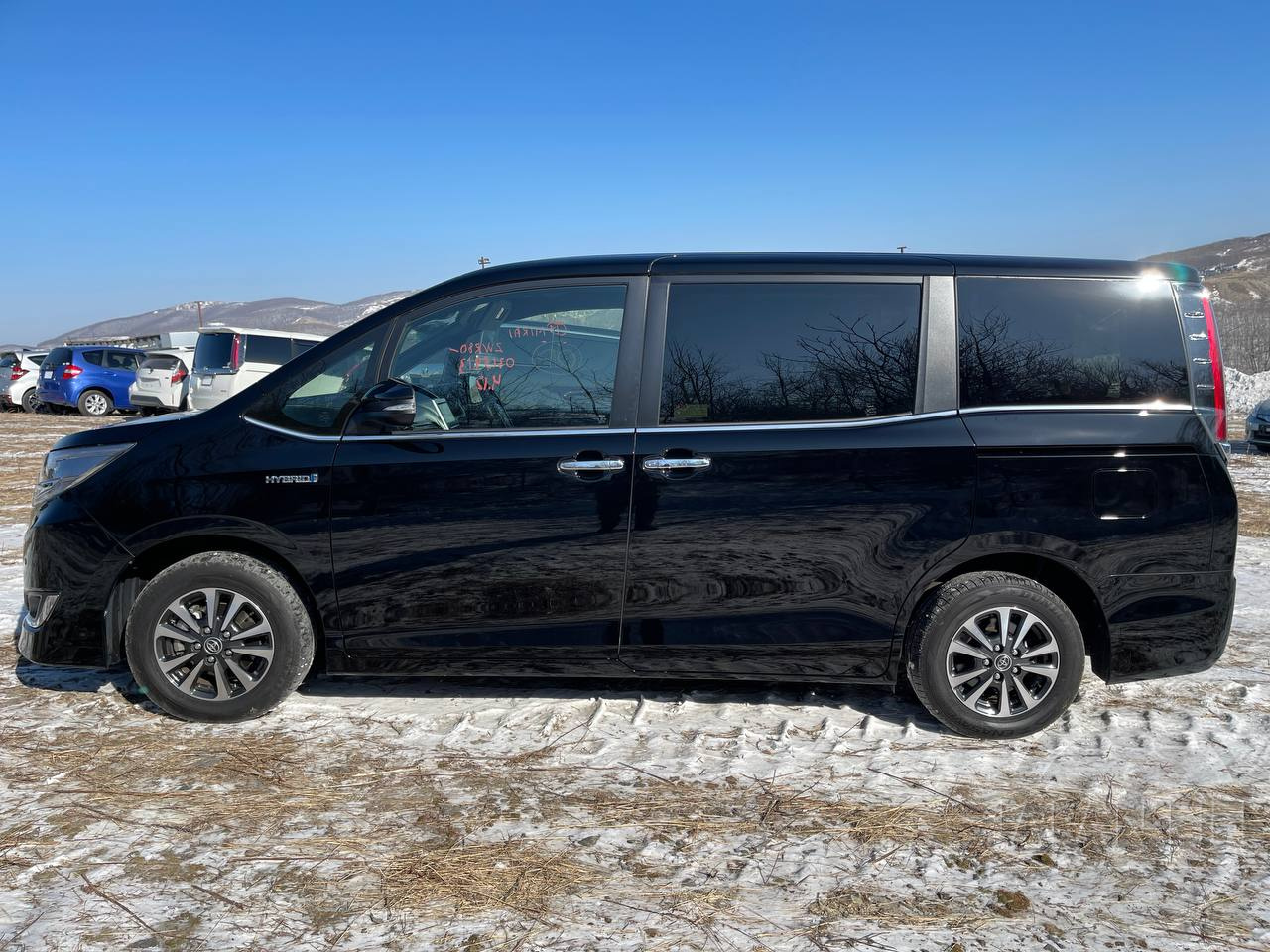 Фото Toyota Esquire - Japan Life 