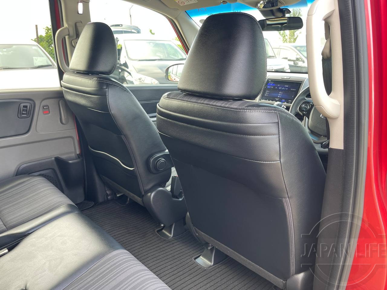 Фото Honda Freed - Japan Life 