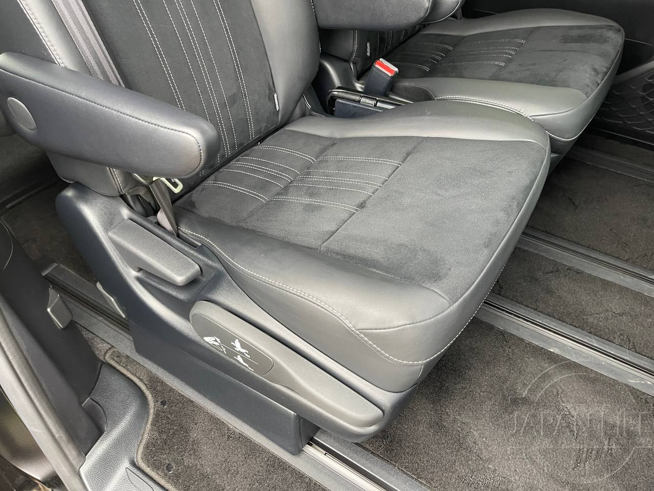 Фото Toyota Esquire - Japan Life 