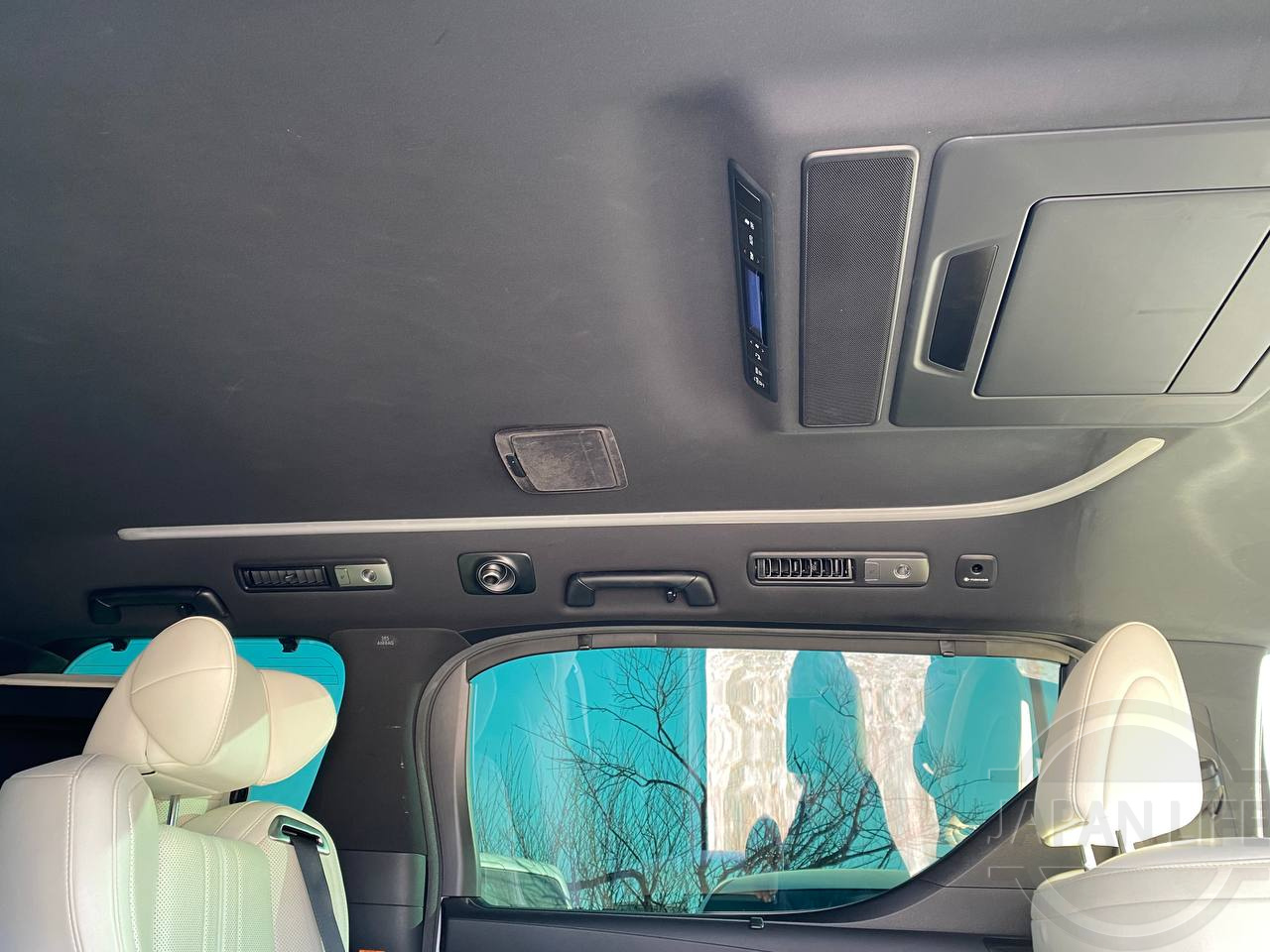 Фото Toyota Alphard - Japan Life 