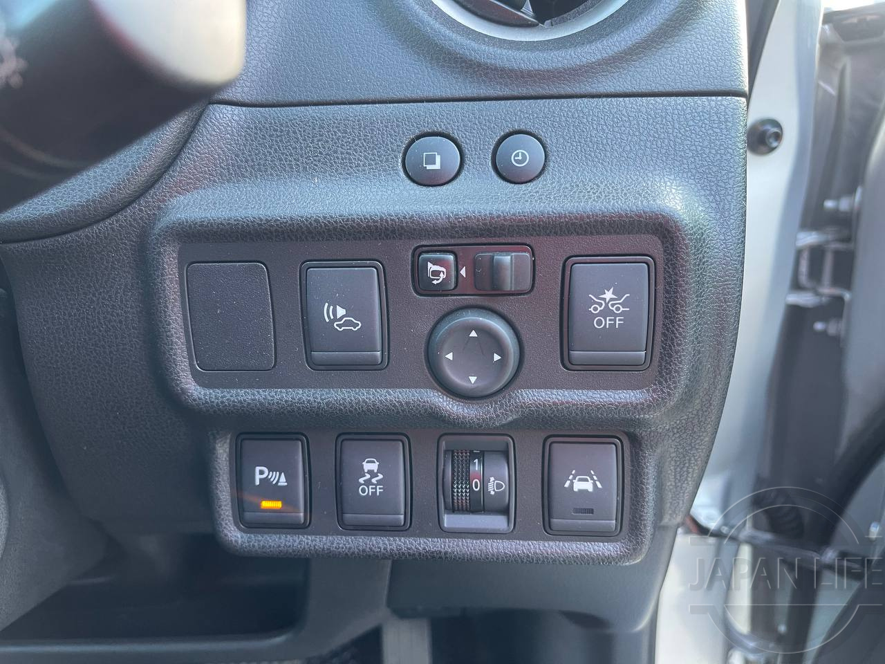 Фото Nissan Note - Japan Life 