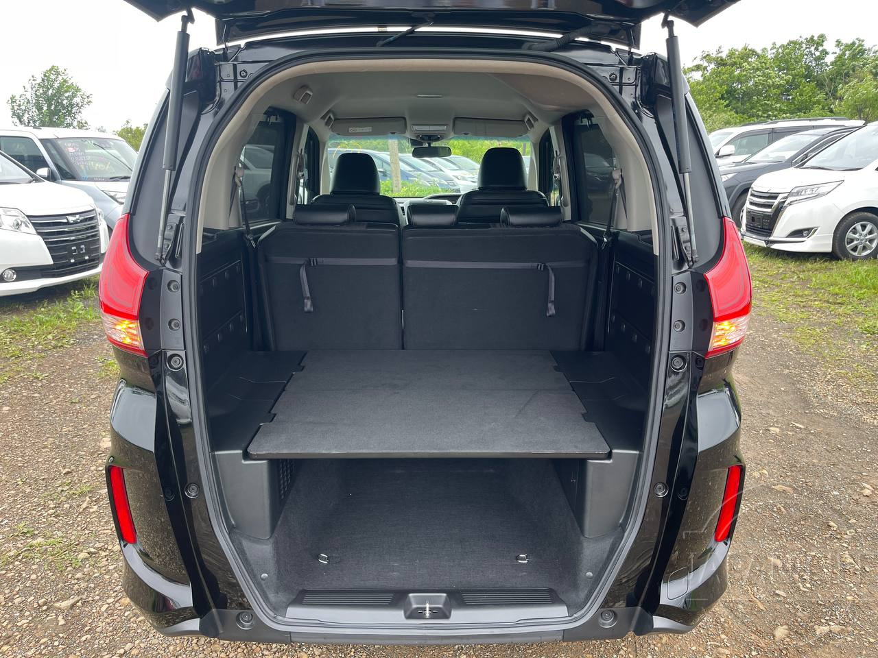 Фото Honda Freed - Japan Life 