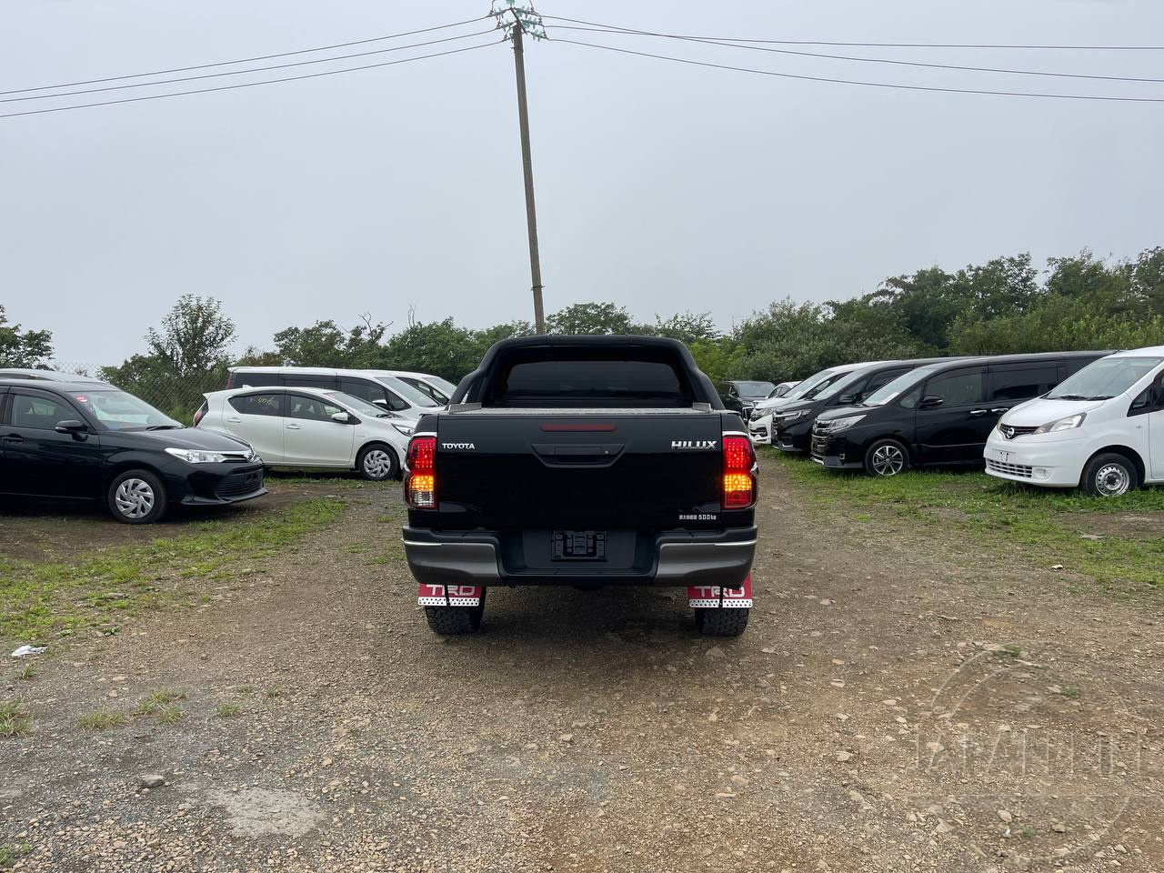 Фото Toyota Hilux - Japan Life 