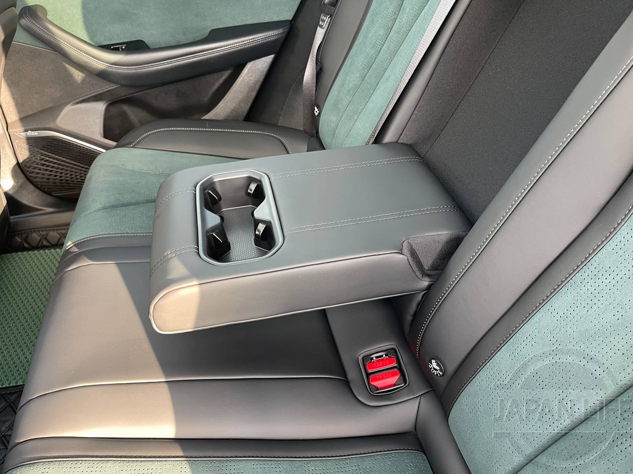 Фото Geely Monjaro - Japan Life 