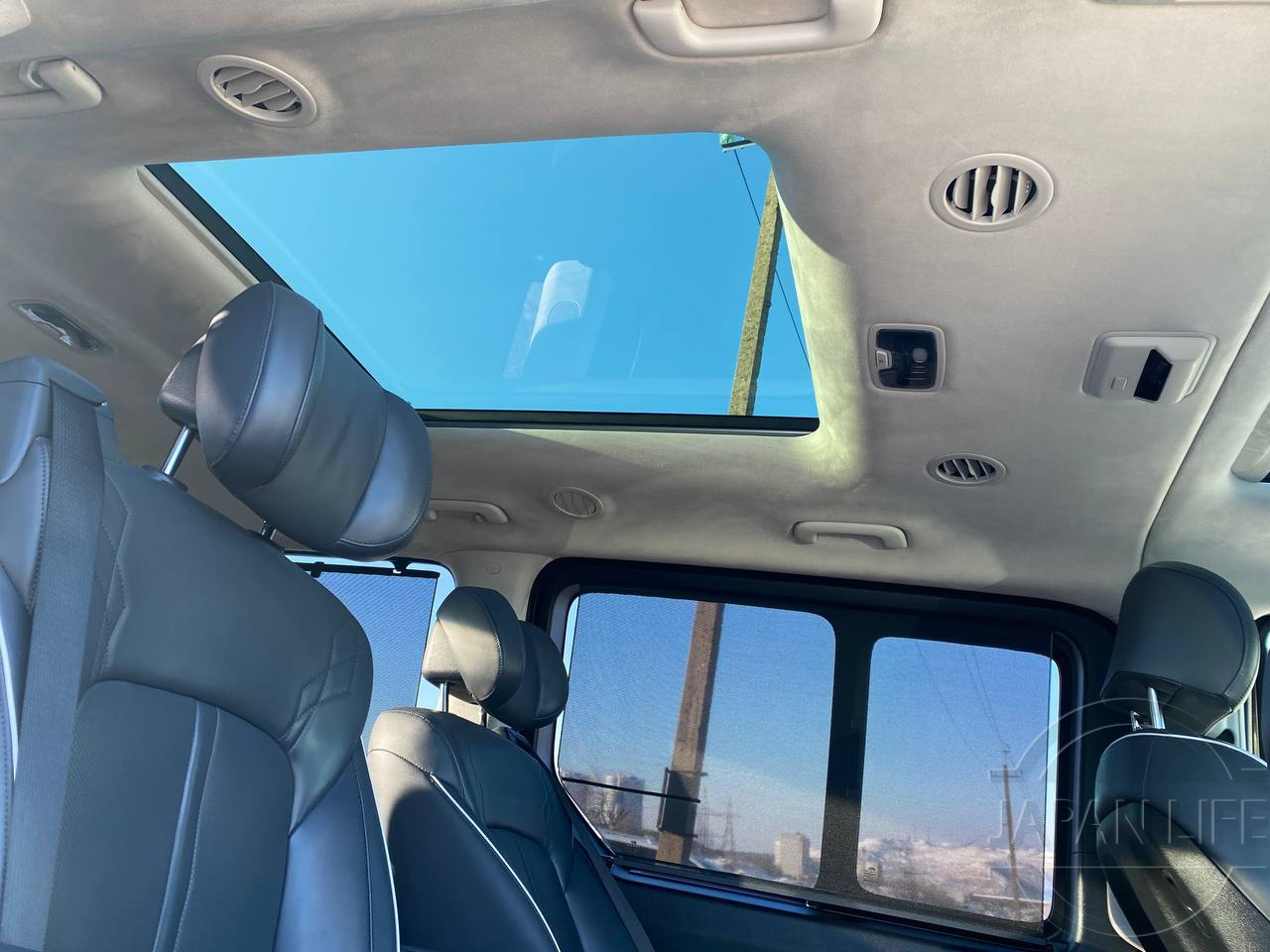 Фото Hyundai Staria - Japan Life 