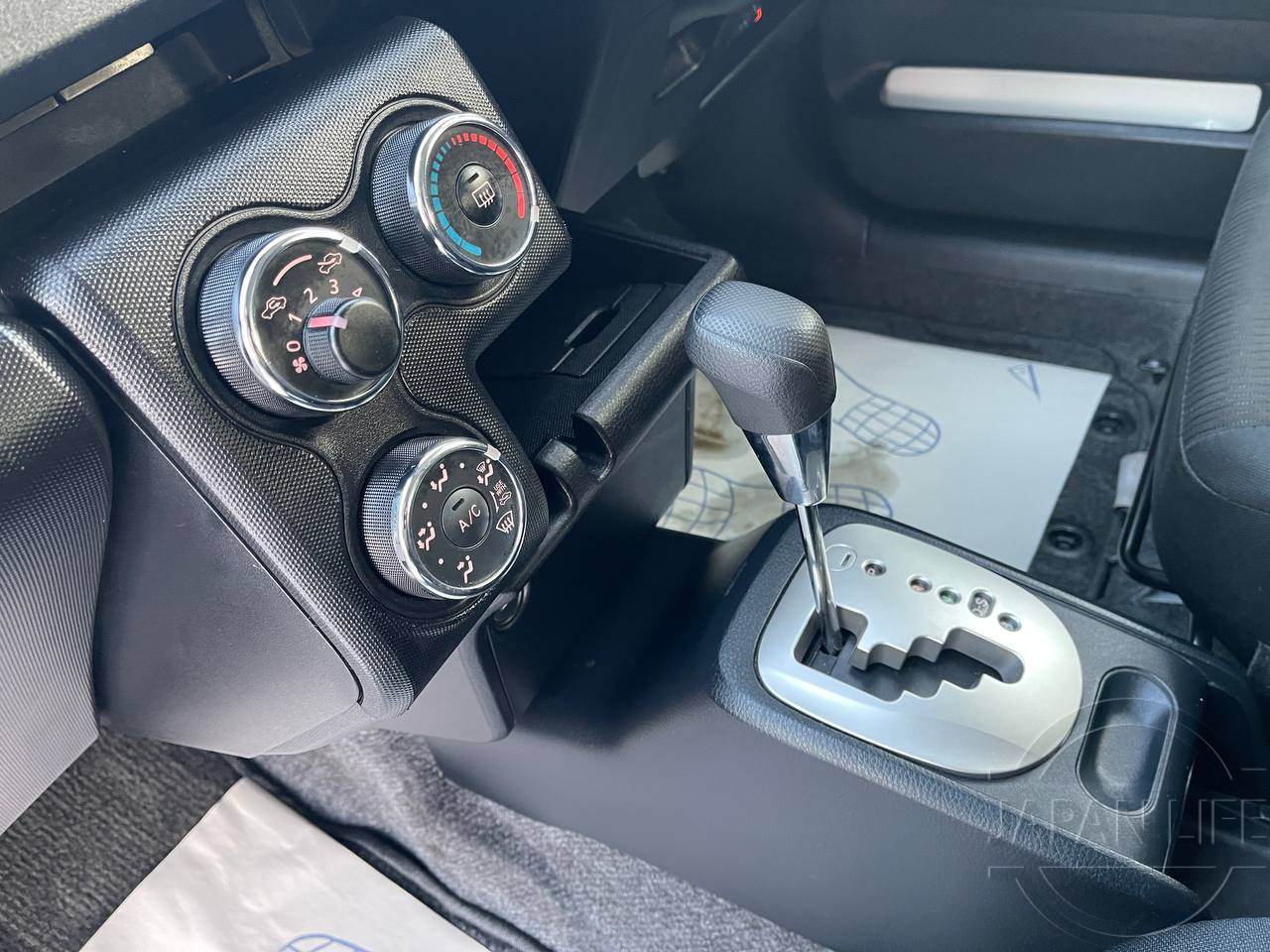 Фото Toyota Succeed - Japan Life 