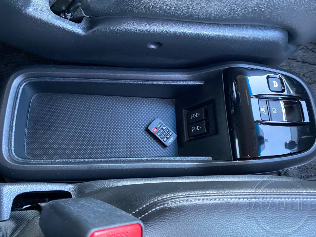 Фото Honda Stepwgn - Japan Life 