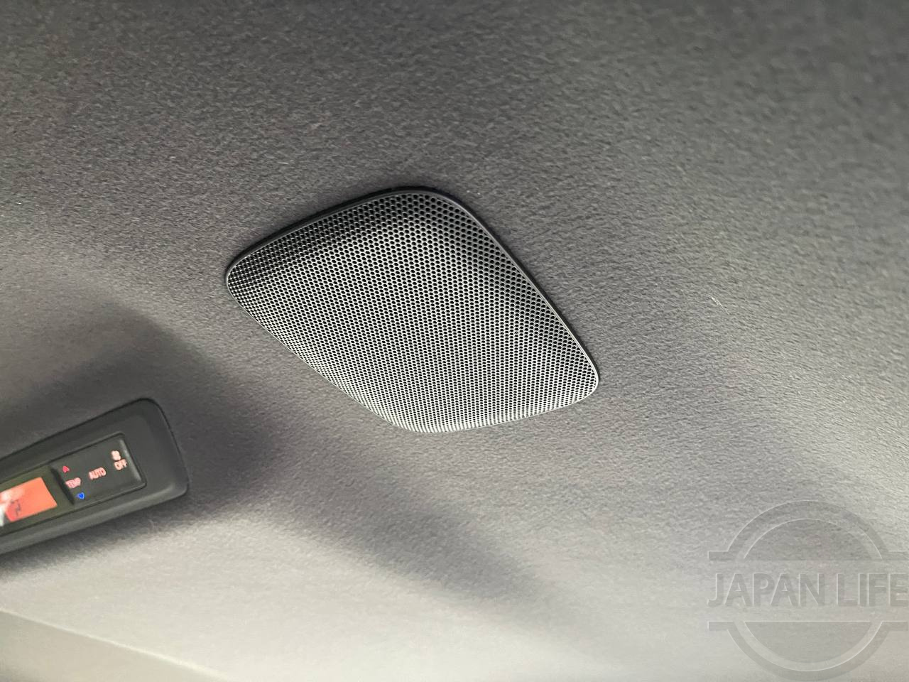 Фото Toyota Noah - Japan Life 