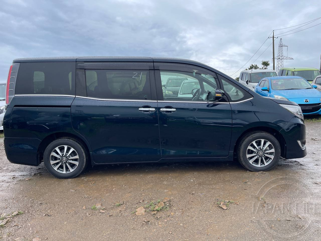 Фото Toyota Esquire - Japan Life 