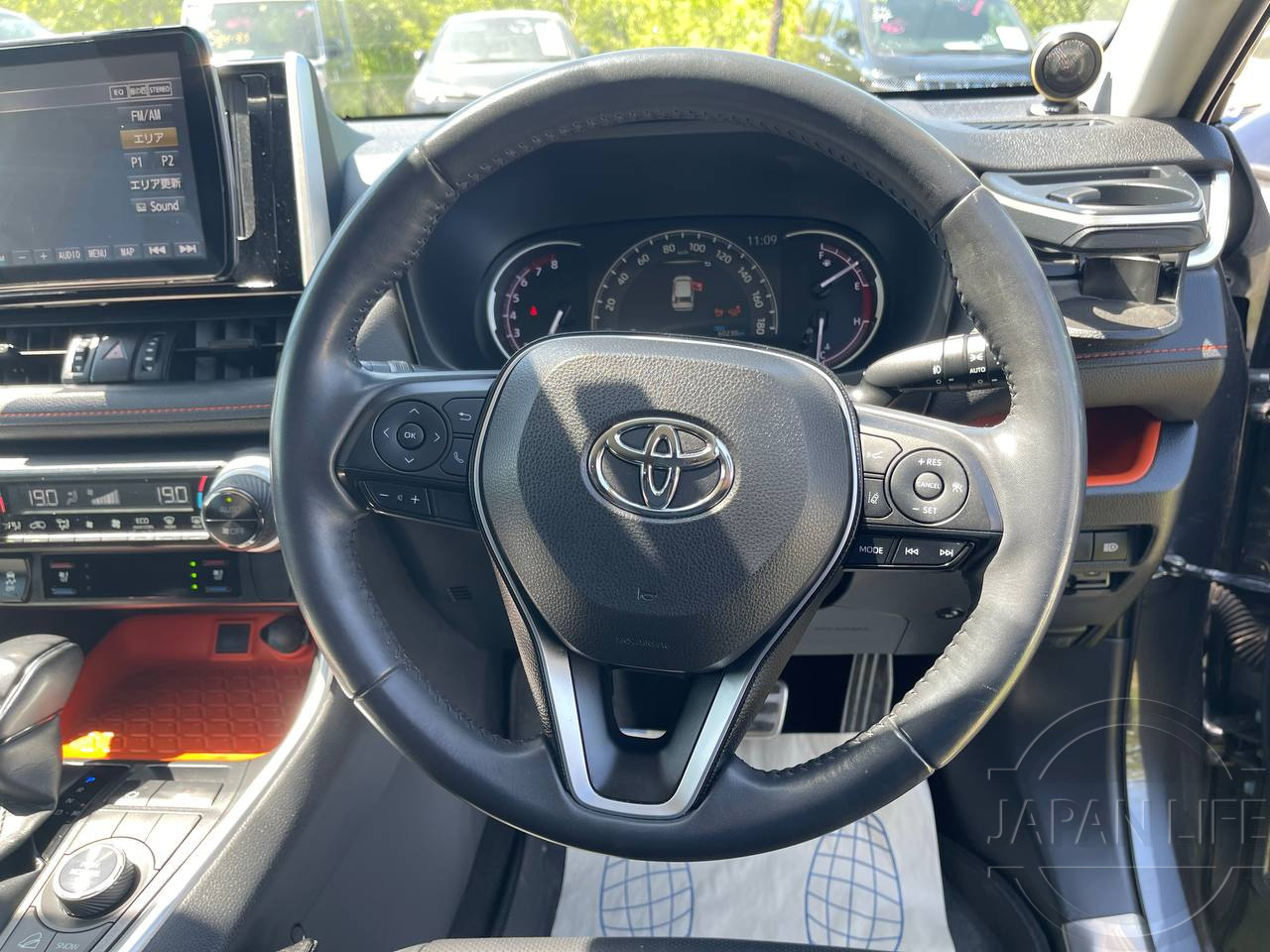 Фото Toyota RAV4 - Japan Life 