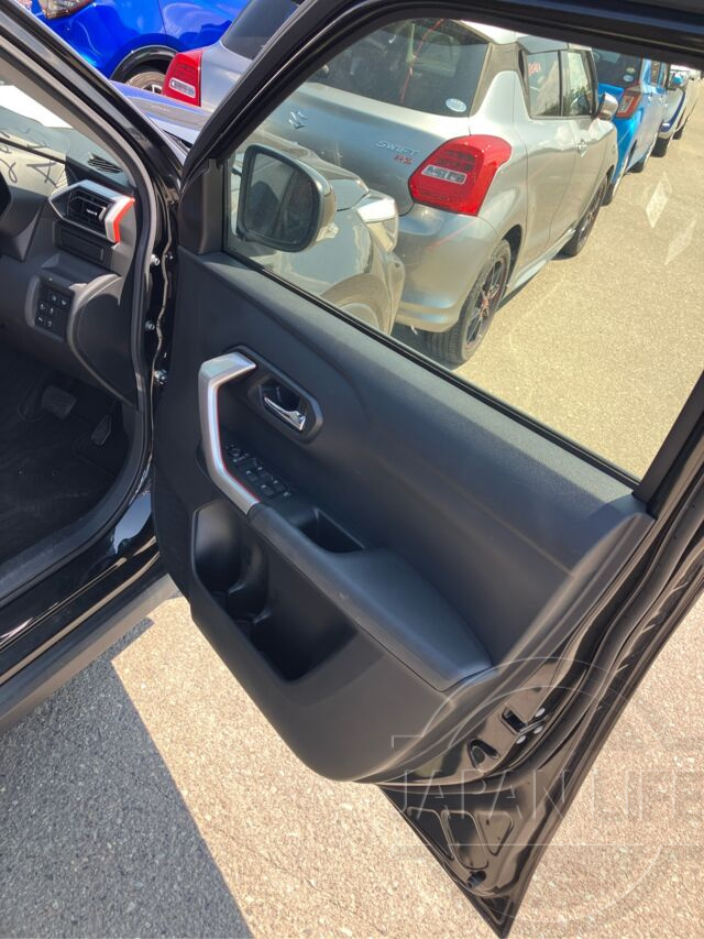 Фото Toyota Raize - Japan Life 