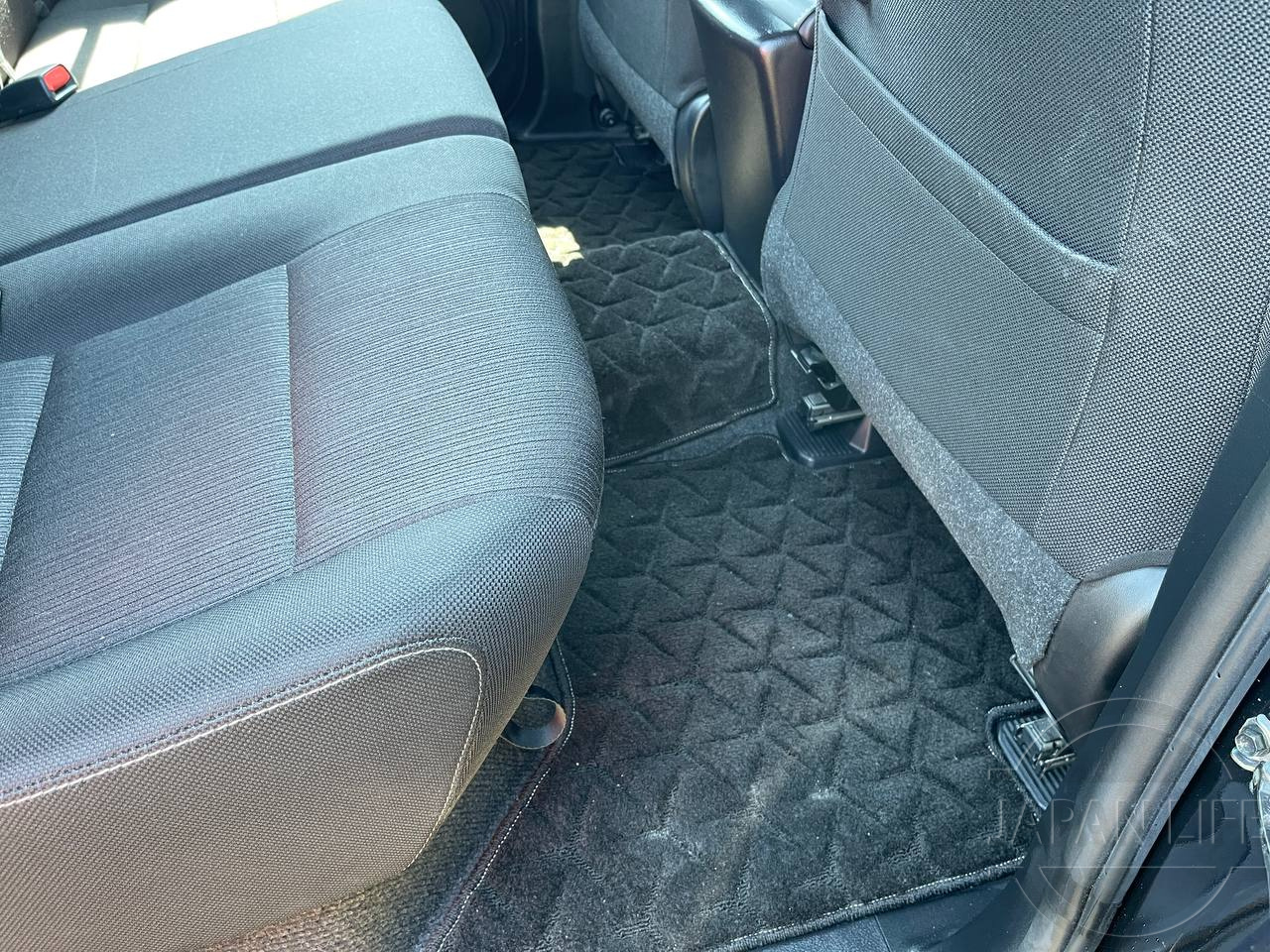 Фото Toyota Hilux - Japan Life 