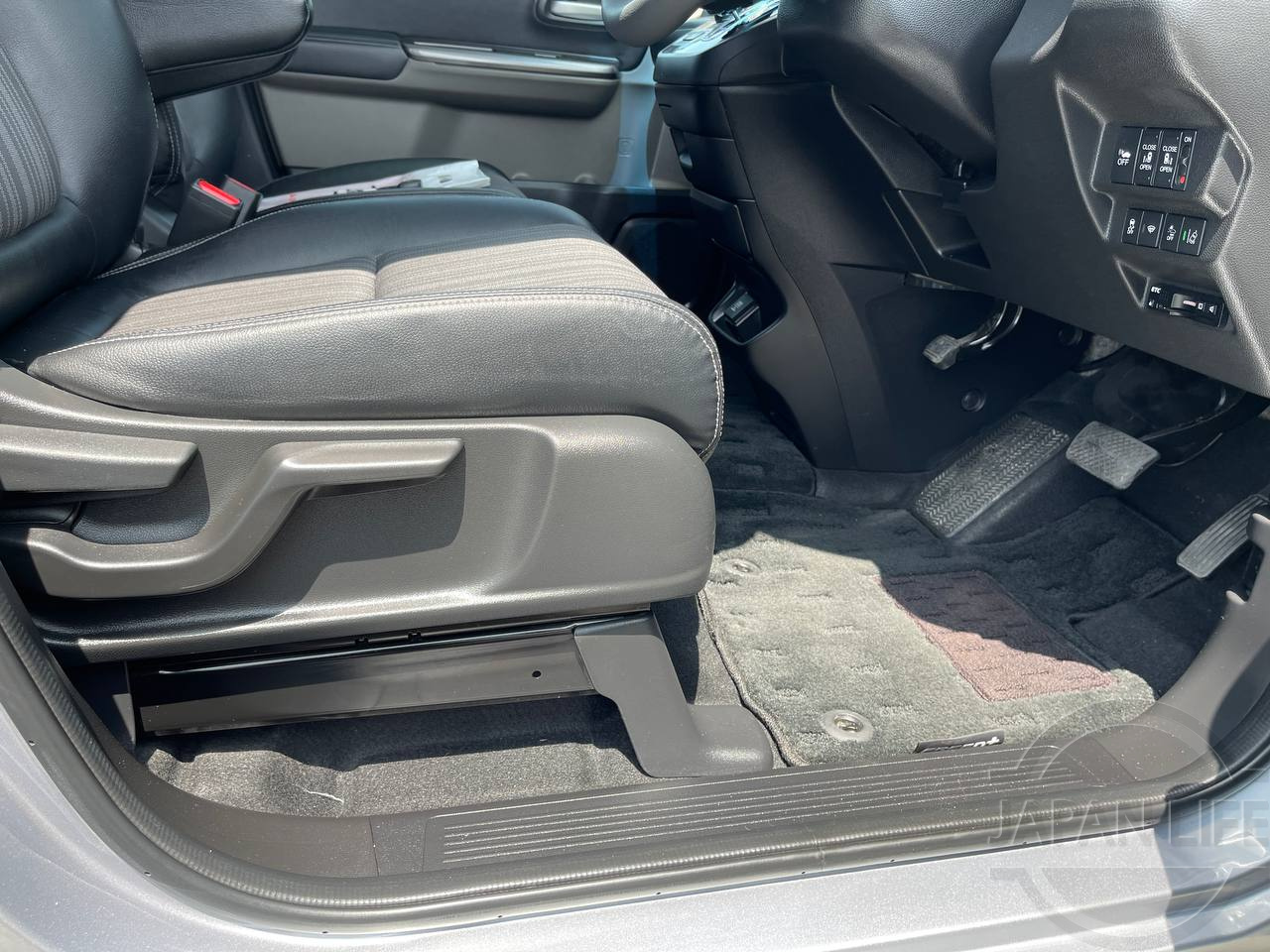 Фото Honda Freed+ - Japan Life 