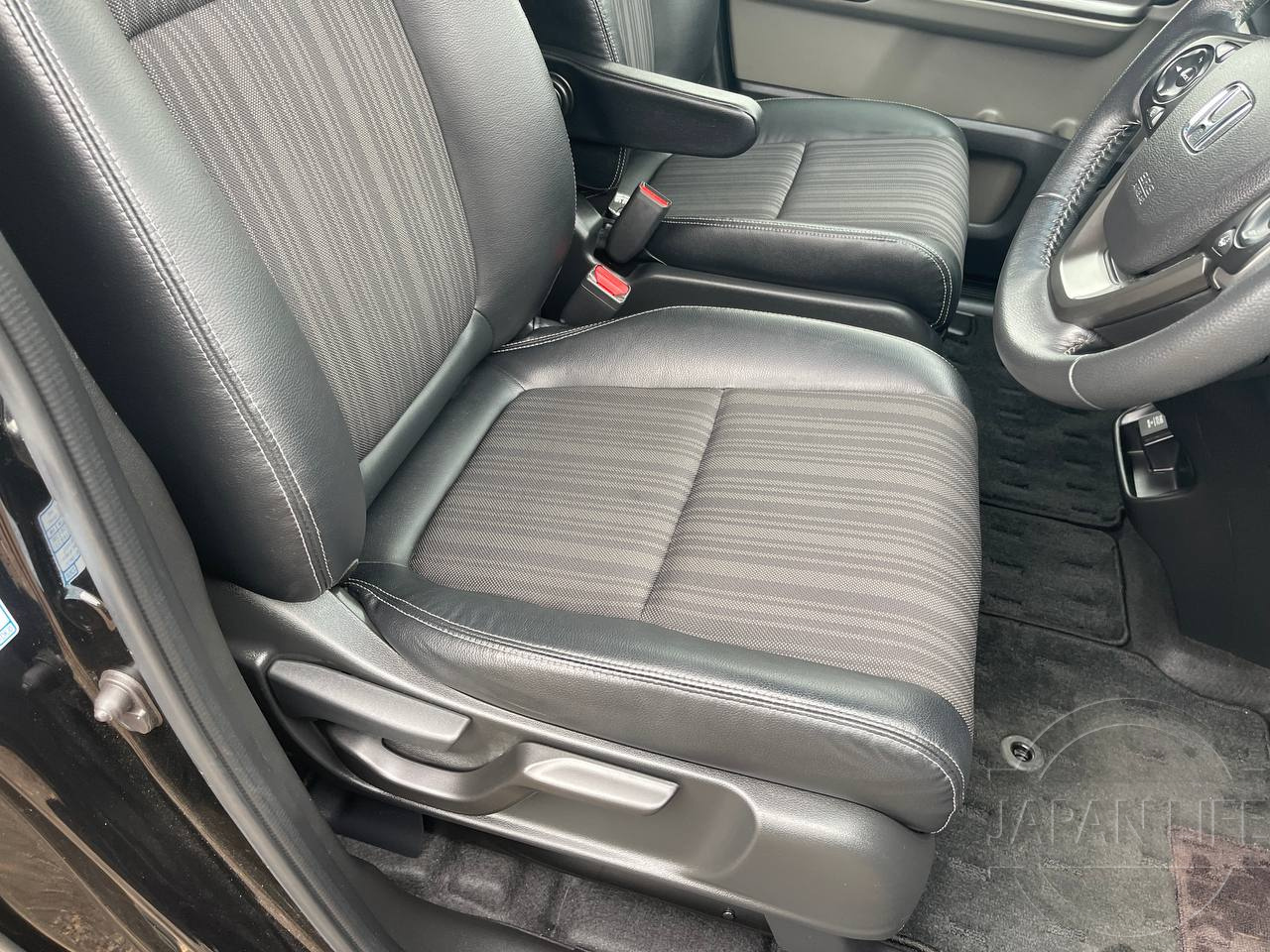 Фото Honda Freed - Japan Life 