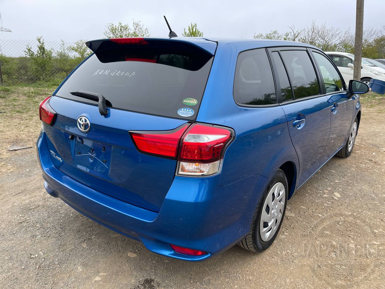 Фото Toyota Corolla Fielder - Japan Life 