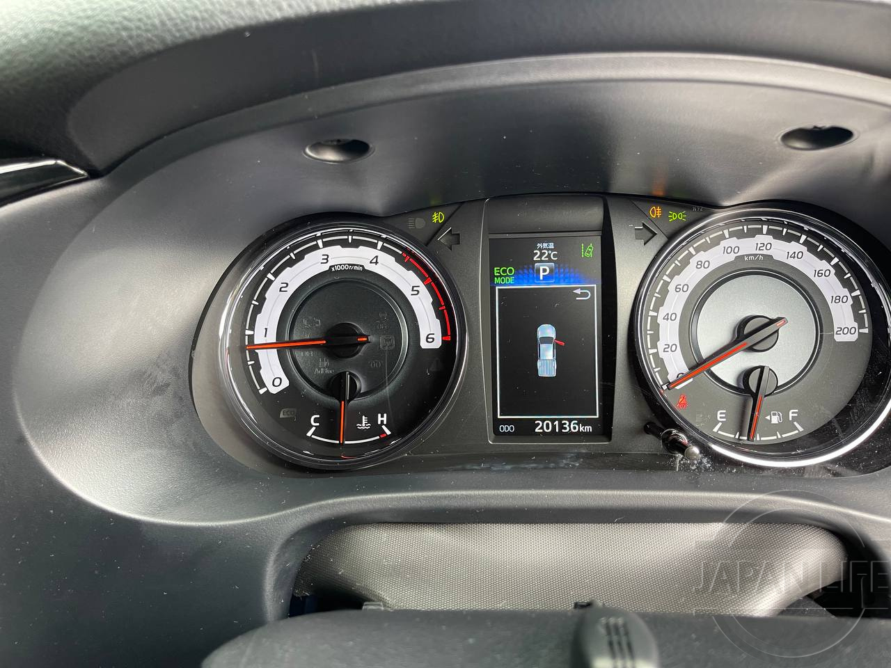 Фото Toyota Hilux - Japan Life 