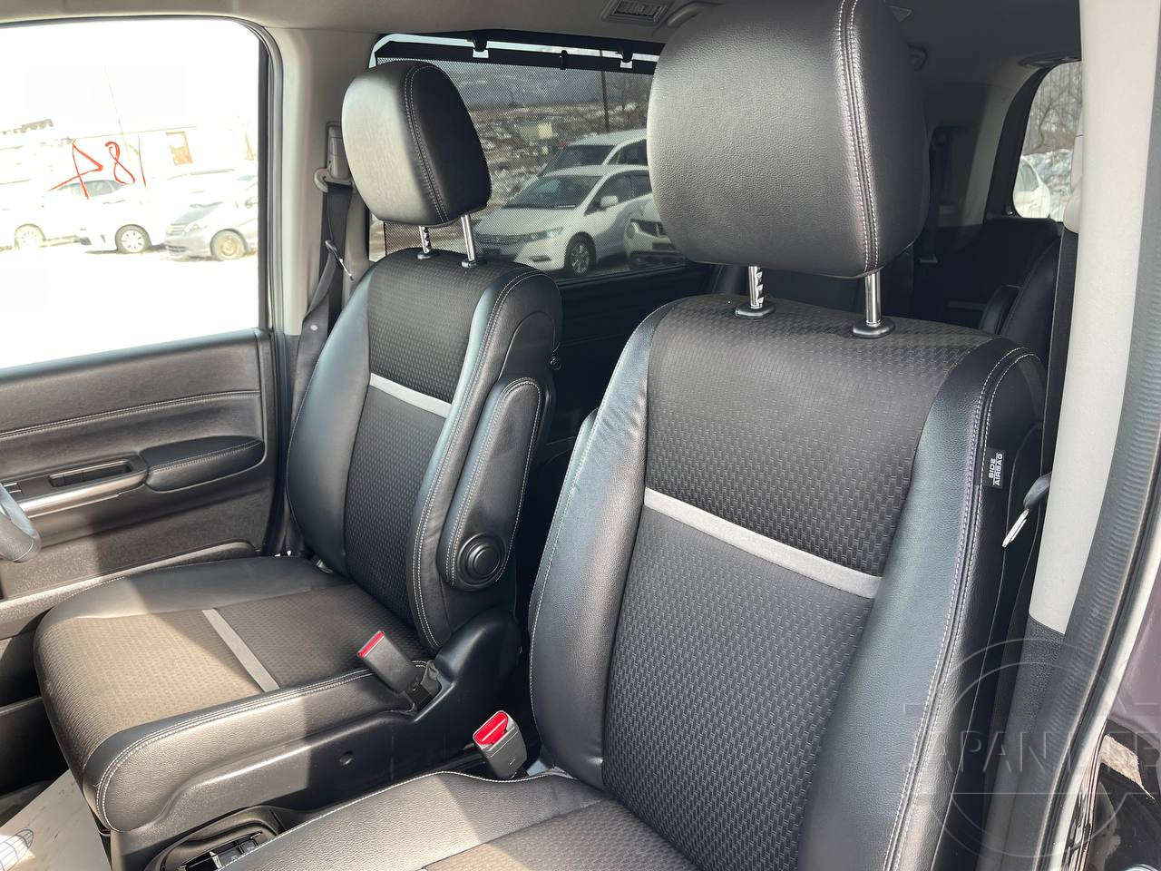 Фото Honda Stepwgn - Japan Life 